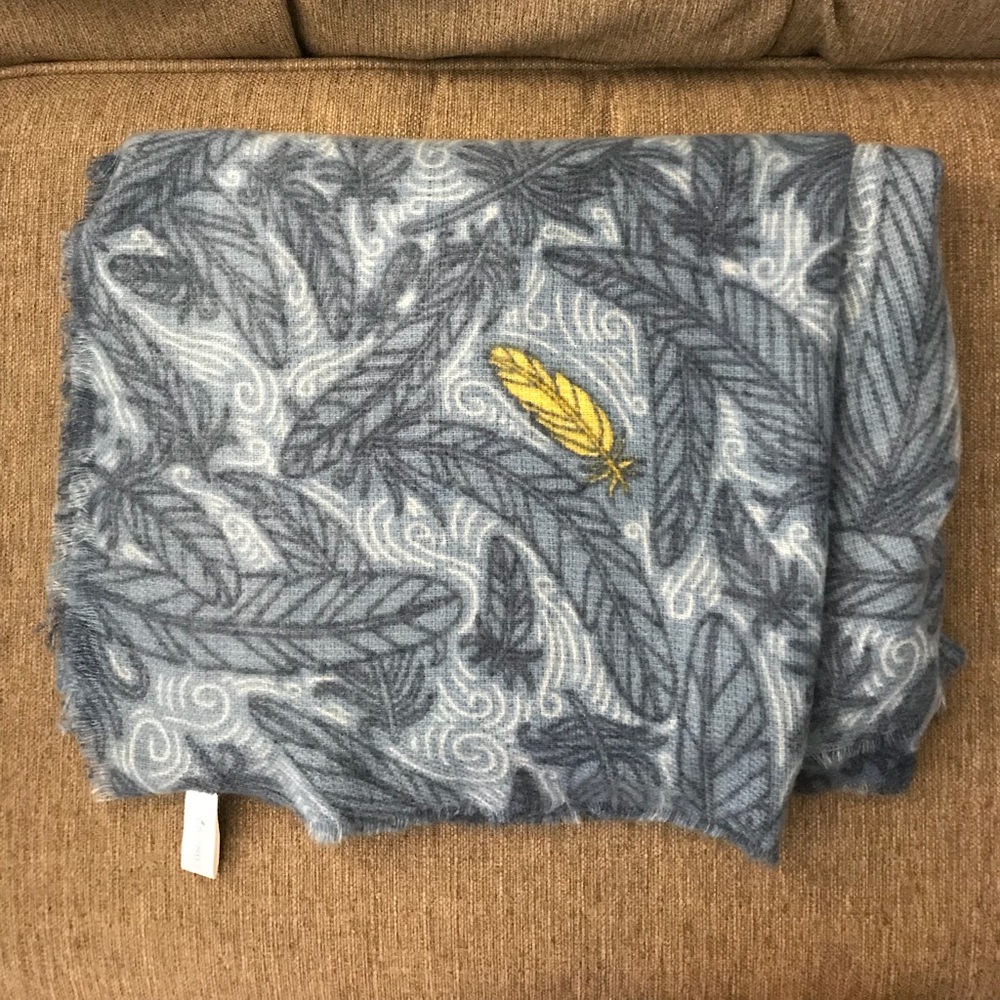 Large blanket scarf